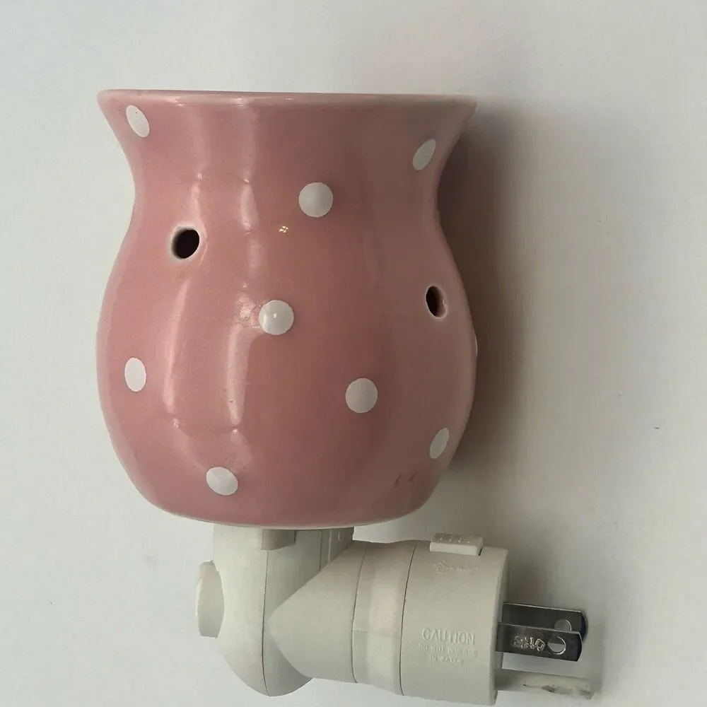Scentsy Gumdrop Pink Polka Dot Mini Plug-In Wax Warmer Night Light (Retired)